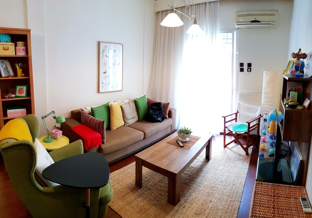 Octagon Apartments Nilie Hospitality Management