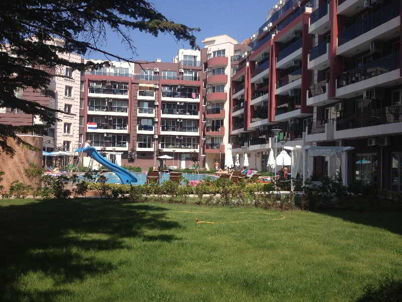 Admiral Plaza Apartments